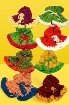 GargiEstore laddu Gopal size 0 and 1 / Murti height 2.5 inch / 8 dress + 8 caps / 5 inch Dress(Wool)