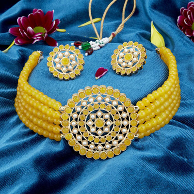 J J Alloy Gold-plated Yellow, White Jewellery Set(Pack of 1)