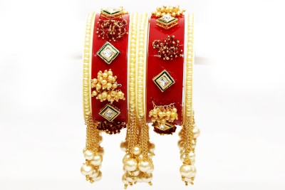 Zindura Alloy Pearl Gold-plated Bangle Set