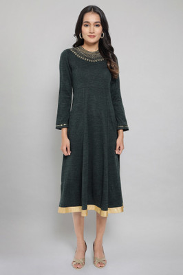 Aurelia Women A-line Green Below Knee Dress