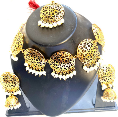 NIKYANKA Brass Gold-plated White Jewellery Set(Pack of 1)