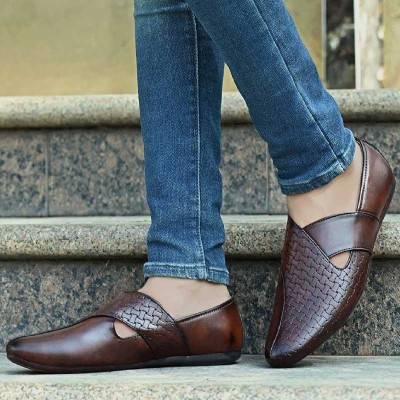 Neso Men Flats(Brown , 9)