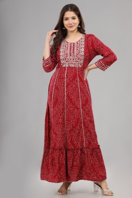 Saabhi Women Embroidered Flared Kurta(Red)