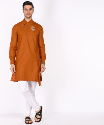 The Indian Garage Co. Men Solid Straight Kurta(Red)