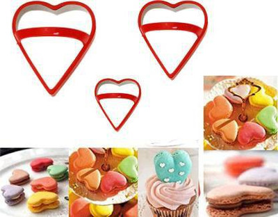 AVMART Red Heart Shape Cookie Cutter, Pastry, Pancake, Chocolate (set of 3) with Handle Cookie Cutter(Pack of 3)