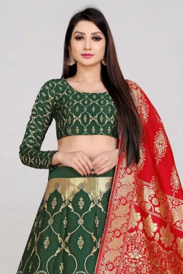 Payu Self Design Semi Stitched Lehenga Choli(Dark Green, Red)