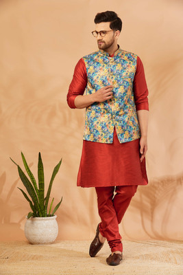 ARMAAN ETHNIC Men Kurta Churidar Ethnic Jacket Set