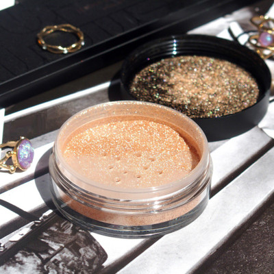 AMOSFIA Highly-pigmented Highlighter with Ultra-pearly Finish and Easy-to-bendable Highlighter(GOLDEN)