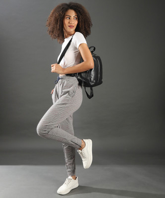 CAMPUS SUTRA Solid Women Grey Track Pants