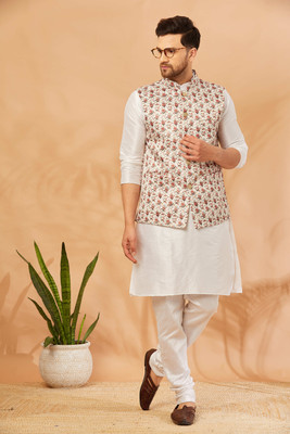 ARMAAN ETHNIC Men Kurta Churidar Ethnic Jacket Set