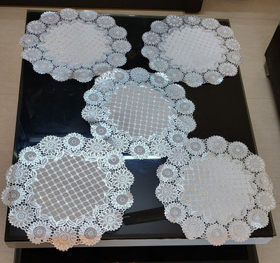 DELHI PVC CORP Round Pack of 5 Table Placemat(Silver, PVC)