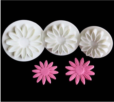 TRENDING PRODUCTS VILLA SUNFLOWER Shape Daisy Flower Cookie Cutter Plunger 3-Piece Set Cookie Cutter(Pack of 3)