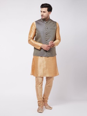 VASTRAMAY Men Kurta Churidar Ethnic Jacket Set