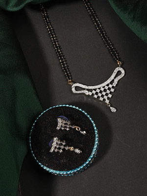 JEWELS GURU Brass Gold-plated White Jewellery Set(Pack of 1)