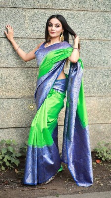 AVANTIKA FASHION Woven Kanjivaram Pure Silk, Art Silk Saree(Green, Blue)