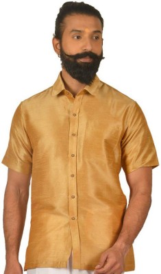 karnam Men Solid Casual Gold Shirt