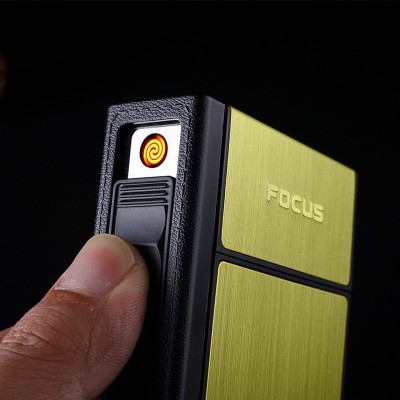 play run ™ FOCUS Cigarette Case Box Lighter with 20 pcs Cigarette Holder Case Premium Quality Golden Color Cigarette Lighter, USB Cable(Gold)
