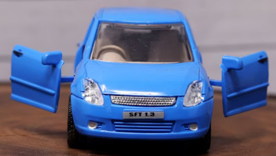 centy Swift with 2 front doors that open(Blue, Pack of: 1)
