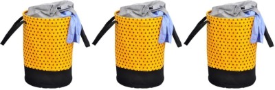 SH NASIMA 45 L Yellow Laundry Bag(Non-Woven)