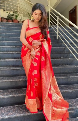 AVANTIKA FASHION Woven Kanjivaram Pure Silk, Art Silk Saree(Red)