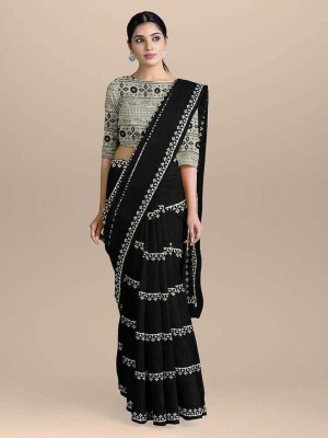 NIKHILAM Printed Ikkat Pure Cotton Saree(Black)