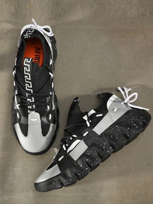 Afrojack Sports Shoes Running Shoes For Men(Black , 6)