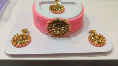 Grazy Brass Pink Jewellery Set(Pack of 1)