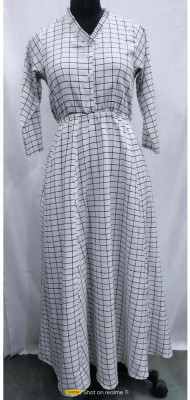 Wish Little Flared/A-line Gown(White, Black)