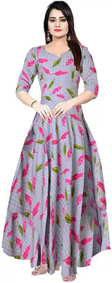 The Fam Studio Flared/A-line Gown(Grey)