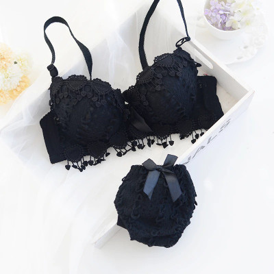 Nakshu Lingerie Set