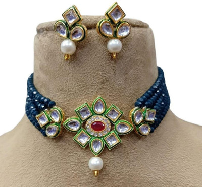 GEODE DELIGHT Alloy Gold-plated Green Jewellery Set(Pack of 1)