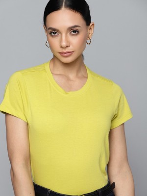 CHEMISTRY Solid Women Round Neck Green T-Shirt