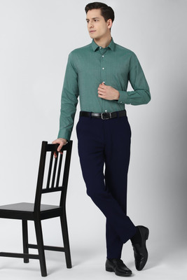 PETER ENGLAND Men Self Design Formal Green Shirt