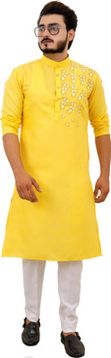 Tibra Collection Men Kurta Pyjama Set