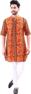 DRESSED UP DIVAS Men Printed Straight Kurta(Orange)
