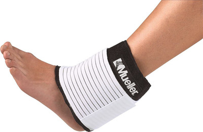 Mueller Cold/hot Wrap, Elastic, Black, One Size Knee Support