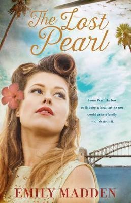 The Lost Pearl(English, Paperback, Madden Emily)