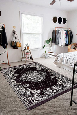 Sparrow world Brown Chenille Runner(5 ft,  X 6 ft, Rectangle)