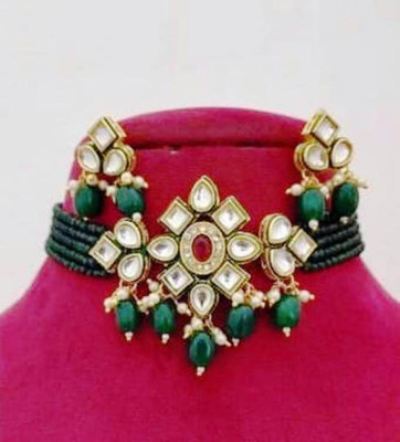 GEODE DELIGHT Alloy Gold-plated Green, White, Red Jewellery Set(Pack of 1)