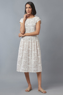 W Women Printed A-line Kurta(White)