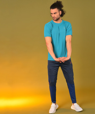 CAMPUS SUTRA Solid Men Round Neck Blue T-Shirt