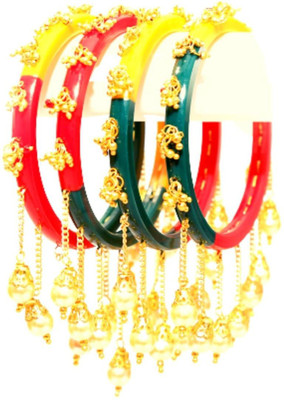 Zindura Alloy Pearl Gold-plated Bangle Set