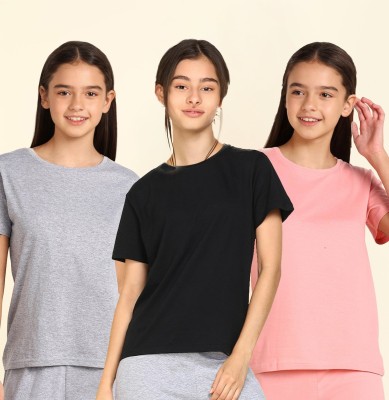 Young trendz Girls Solid Pure Cotton Regular T Shirt(Multicolor, Pack of 3)