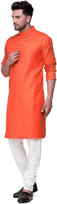 Vibhuti Men Solid Straight Kurta(Orange)