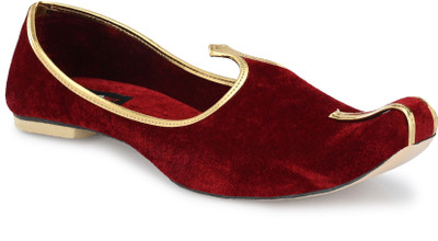 HUNDO P Mojaris For Men(Maroon , 6)