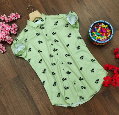 SHIVFORYOU Men Printed Casual Green Shirt