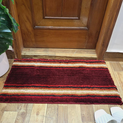 A CUBE LUXURY SOLUTIONS Microfiber, Polyester Floor Mat(Red, Large)