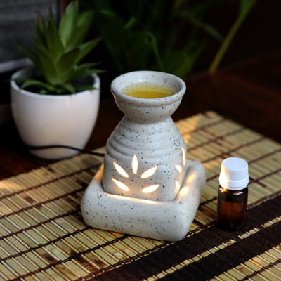 Jimkia Ceramic Electric Diffuser Air Freshener Square Base Oil Burner With 10ml Rose Aroma Oil, Diffuser Set Ceramic Electric Diffuser Air Freshener Square Base Oil Burner With 10ml Rose(2 x 5 ml)