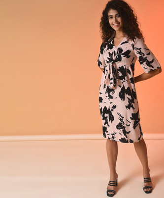 CAMPUS SUTRA Women Fit and Flare Pink Above Knee/Mid Thigh Length Dress