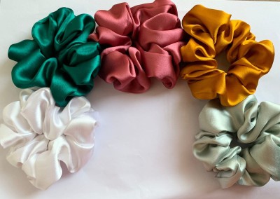 Devi creation Soft Solid Silk Scrunchies Hair Ties Large Hair Bands Set of 5 pcs Rubber Band(White, Green, Platinum, Orange, Maroon)